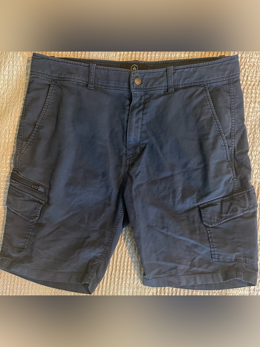 AETHER Men’s Navy Cargo Shorts 32 Performance Technical Travel Utility